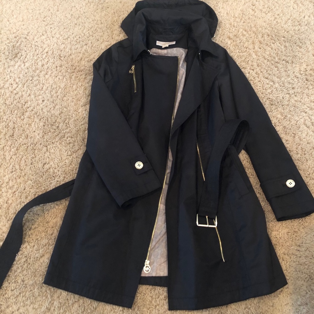 Michael Kors black light weight rain coat
